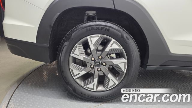 KG Mobility (SsangYong) Torres HEV 1.5 2WD T7 2026 — фото 5