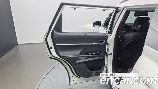KG Mobility (SsangYong) Torres HEV 1.5 2WD T7 2026 — фото 25