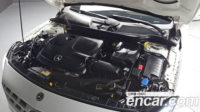 Mercedes-Benz GLA-Class (X156) GLA220 Premium 2018 — фото 6