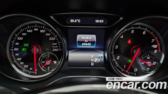 Mercedes-Benz GLA-Class (X156) GLA220 Premium 2018 — фото 8