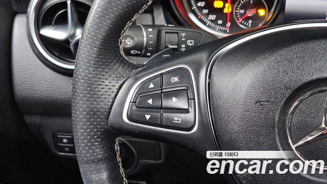 Mercedes-Benz GLA-Class (X156) GLA220 Premium 2018 — фото 20