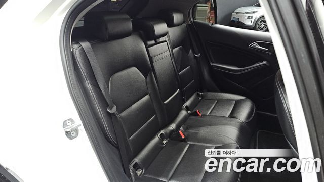 Mercedes-Benz GLA-Class (X156) GLA220 Premium 2018 — фото 26