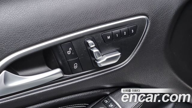 Mercedes-Benz GLA-Class (X156) GLA220 Premium 2018 — фото 29