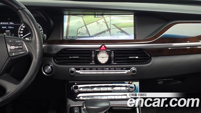 Genesis EQ900 3.8 GDI AWD Prestige 2016 — фото 13