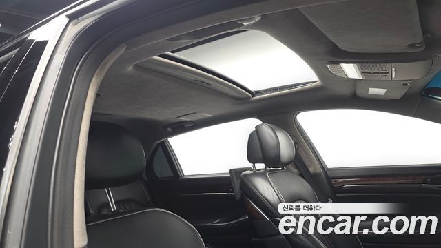Genesis EQ900 3.8 GDI AWD Prestige 2016 — фото 16