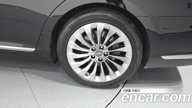 Genesis EQ900 3.8 GDI AWD Prestige 2016 — фото 21