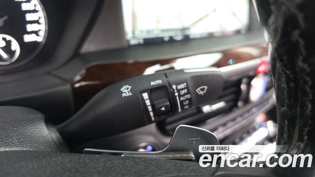 Genesis EQ900 3.8 GDI AWD Prestige 2016 — фото 28