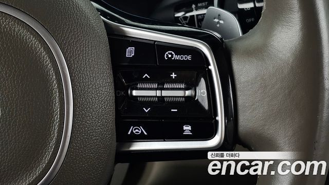 Kia Carnival (IV) Diesel 9-Seater Hi-Limousine Signature 2021 — фото 19