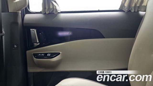 Kia Carnival (IV) Diesel 9-Seater Hi-Limousine Signature 2021 — фото 25