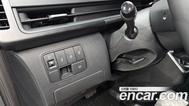 Hyundai Staria Cargo 5-Seater Modern 2024 — фото 20