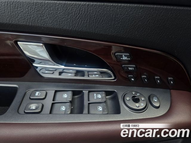 KG Mobility (SsangYong) Super Rexton 4WD RX4 Brown Edition 2011 — фото 13