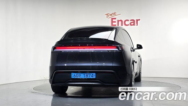 Tesla Model Y L Long Range AWD 2026 — фото 4
