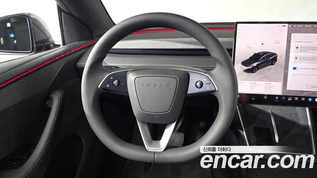Tesla Model Y L Long Range AWD 2026 — фото 13