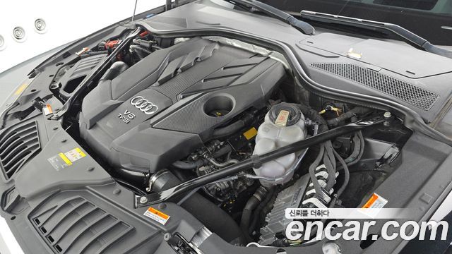 Audi A8 (D5) 55 TFSI Quattro LWB 2021 — фото 6