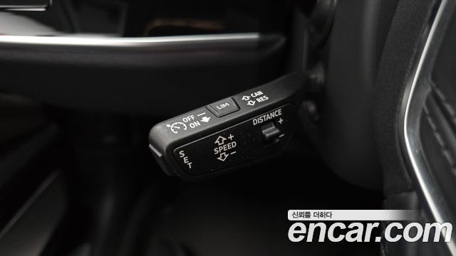Audi A8 (D5) 55 TFSI Quattro LWB 2021 — фото 32