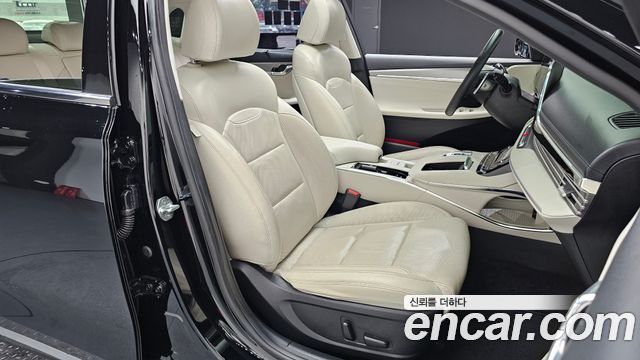 Hyundai Grandeur (IG) 2.5 Le Blanc 2023 — фото 32
