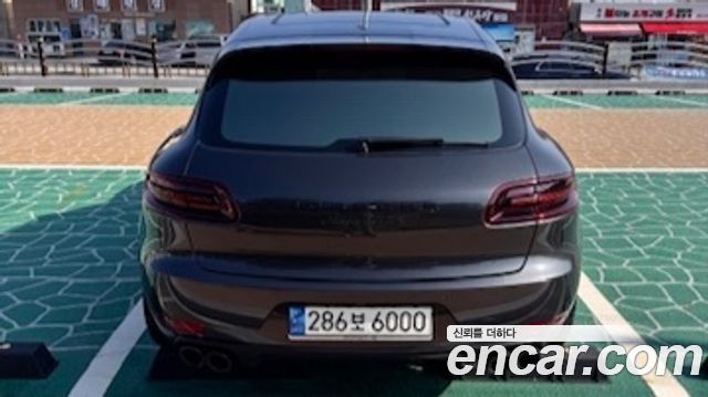 Porsche Macan 3.0 GTS 95B 2018 — фото 4