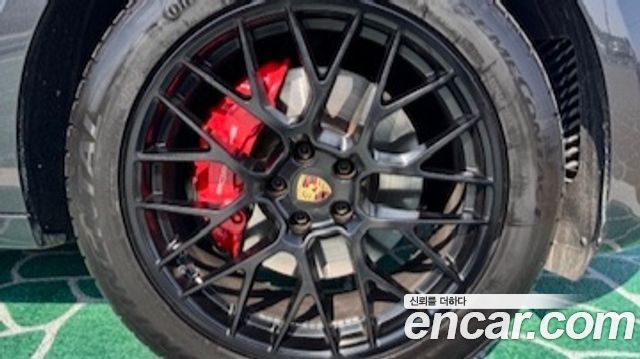 Porsche Macan 3.0 GTS 95B 2018 — фото 5