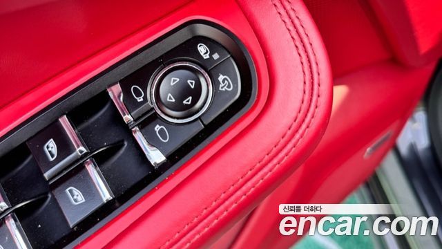 Porsche Macan 3.0 GTS 95B 2018 — фото 18
