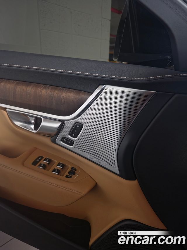 Volvo S90 B5 Inscription 2021 — фото 15