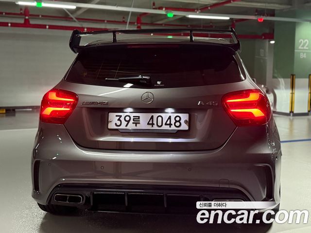 Mercedes-Benz A-Class (W176) A45 AMG 4MATIC 2018 — фото 4