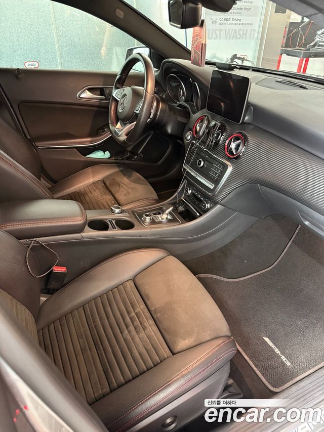 Mercedes-Benz A-Class (W176) A45 AMG 4MATIC 2018 — фото 18