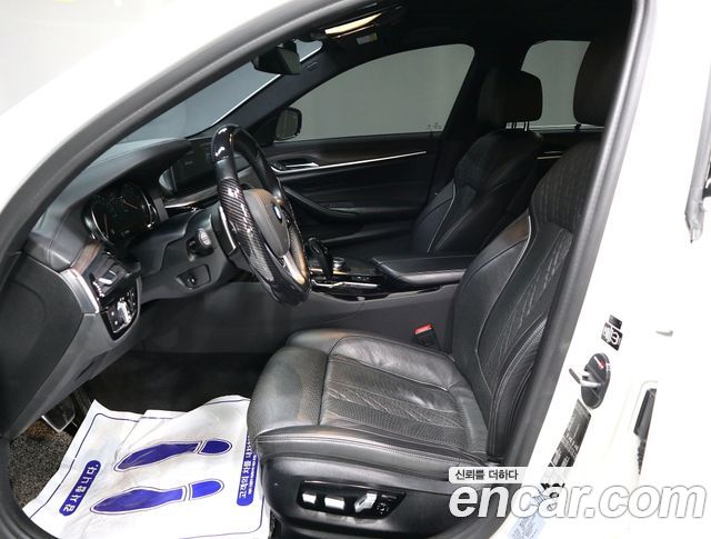 BMW 5 Series (G30) 530i xDrive M Sport Package Plus 2018 — фото 6