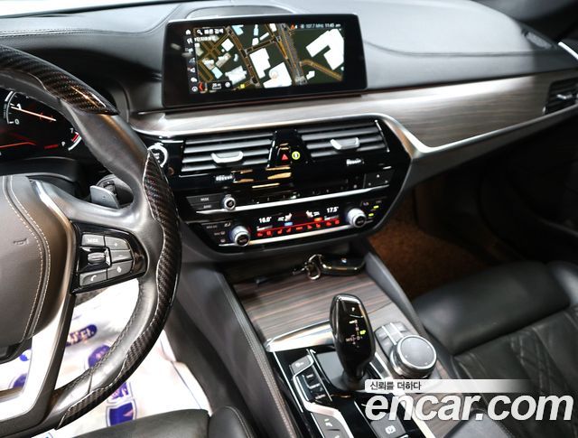 BMW 5 Series (G30) 530i xDrive M Sport Package Plus 2018 — фото 8