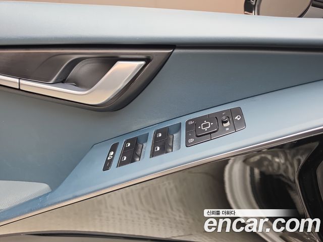 Kia Niro Signature 2023 — фото 17