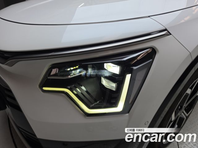 Kia Niro Signature 2023 — фото 22