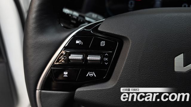 Kia Niro Signature 2023 — фото 30