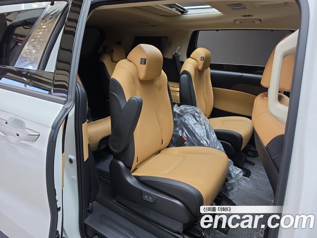 Kia Carnival (IV) Gasoline 9-Seater Noblesse 2023 — фото 11
