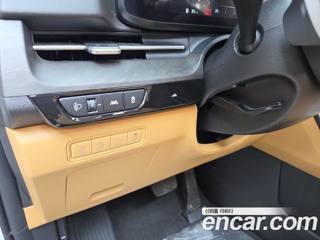 Kia Carnival (IV) Gasoline 9-Seater Noblesse 2023 — фото 18