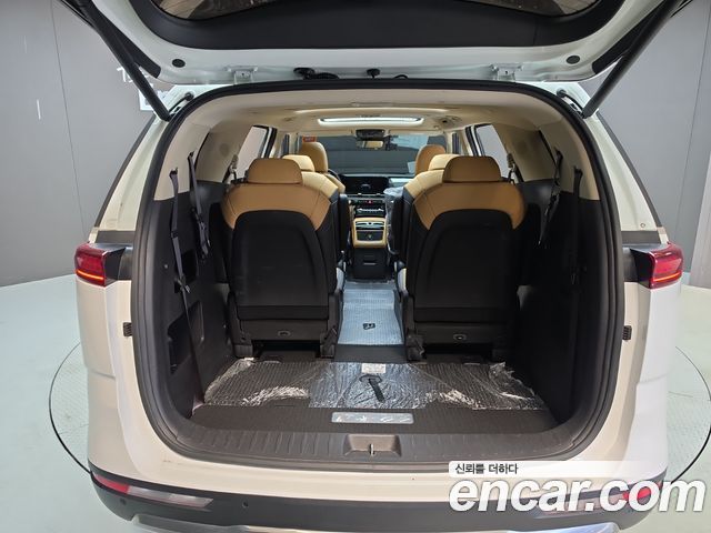 Kia Carnival (IV) Gasoline 9-Seater Noblesse 2023 — фото 20