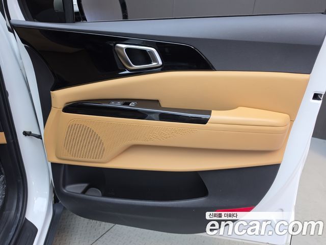 Kia Carnival (IV) Gasoline 9-Seater Noblesse 2023 — фото 25