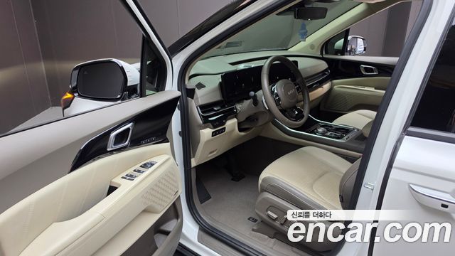 Kia Carnival (IV) HEV 9-Seater Hi-Limousine Signature 2025 — фото 10