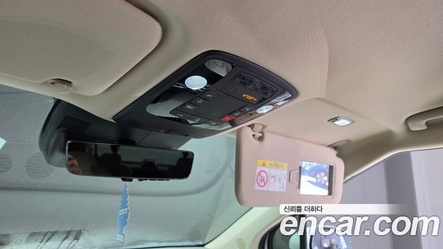 Kia Carnival (IV) HEV 9-Seater Hi-Limousine Signature 2025 — фото 16