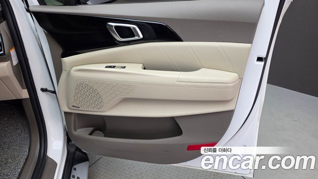 Kia Carnival (IV) HEV 9-Seater Hi-Limousine Signature 2025 — фото 25