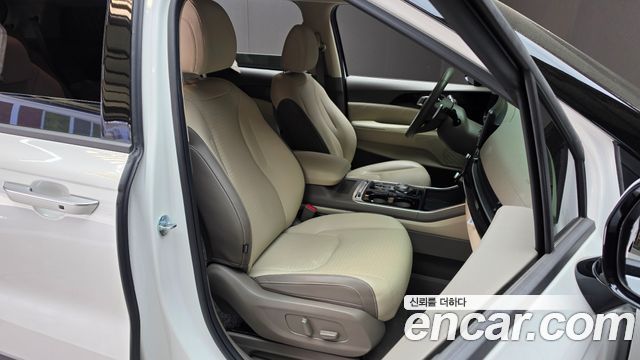 Kia Carnival (IV) HEV 9-Seater Hi-Limousine Signature 2025 — фото 26