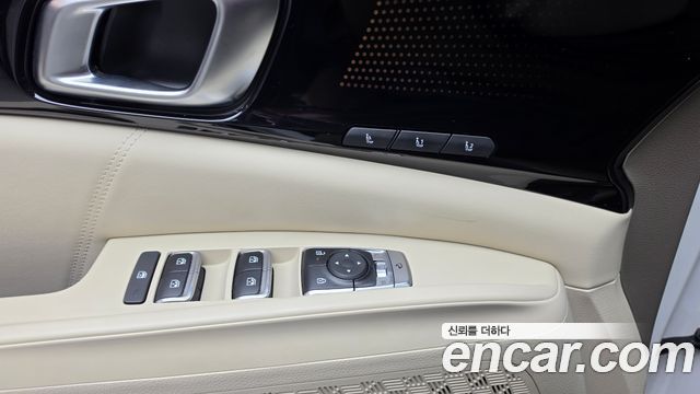Kia Carnival (IV) HEV 9-Seater Hi-Limousine Signature 2025 — фото 30
