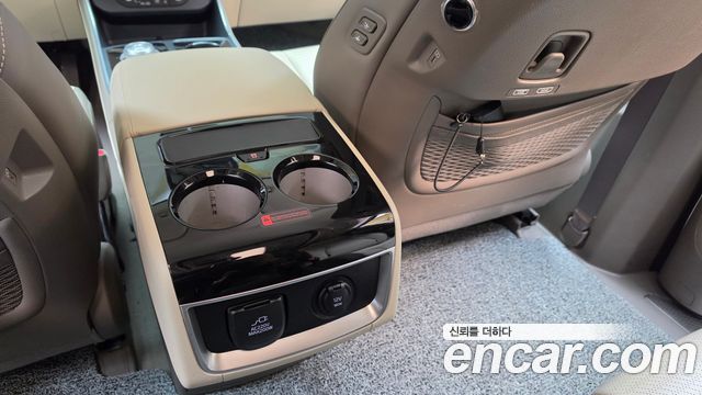 Kia Carnival (IV) HEV 9-Seater Hi-Limousine Signature 2025 — фото 31