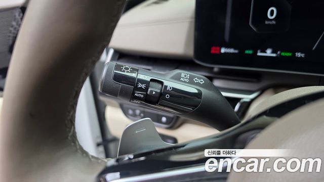 Kia Carnival (IV) HEV 9-Seater Hi-Limousine Signature 2025 — фото 32