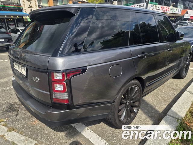 Land Rover Range Rover (IV) 5.0 SC Vogue SE 2017 — фото 4