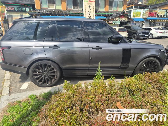 Land Rover Range Rover (IV) 5.0 SC Vogue SE 2017 — фото 7