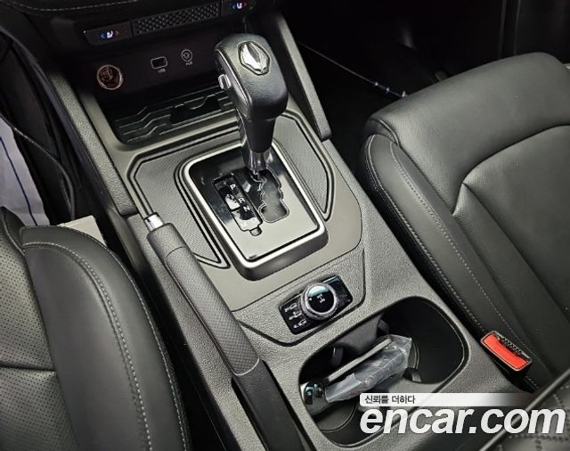 KG Mobility (SsangYong) Rexton Sports Khan Diesel 2.2 4WD Professional X (5-Link) 2019 — фото 8