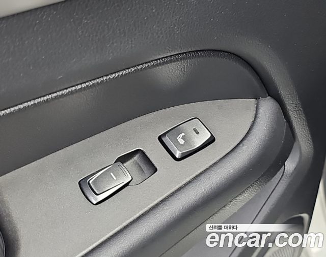 KG Mobility (SsangYong) Rexton Sports Khan Diesel 2.2 4WD Professional X (5-Link) 2019 — фото 17