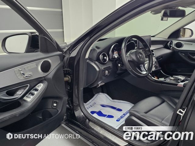 Mercedes-Benz C-Class (W205) C200 2015 — фото 15