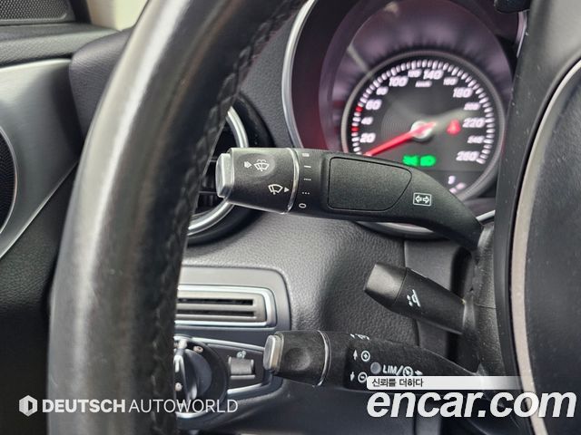 Mercedes-Benz C-Class (W205) C200 2015 — фото 20