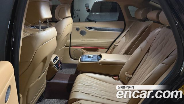 Genesis G80 (RG3) Gasoline 2.5 Turbo AWD 2025 — фото 15