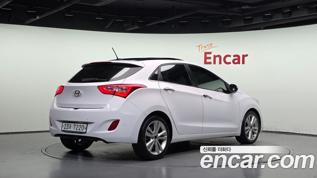 Hyundai i30 (New) Diesel 1.6 VGT PYL 2014 — фото 2
